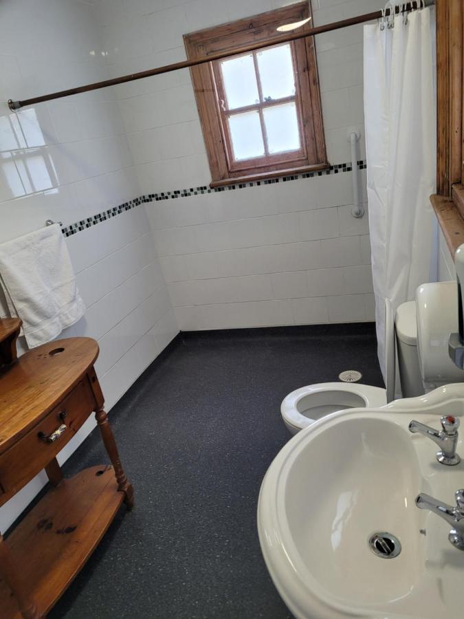 Les Fleurs Accommodation Dover Esterno foto