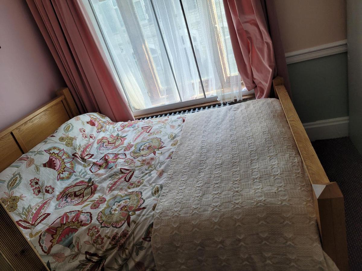 Les Fleurs Accommodation Dover Esterno foto